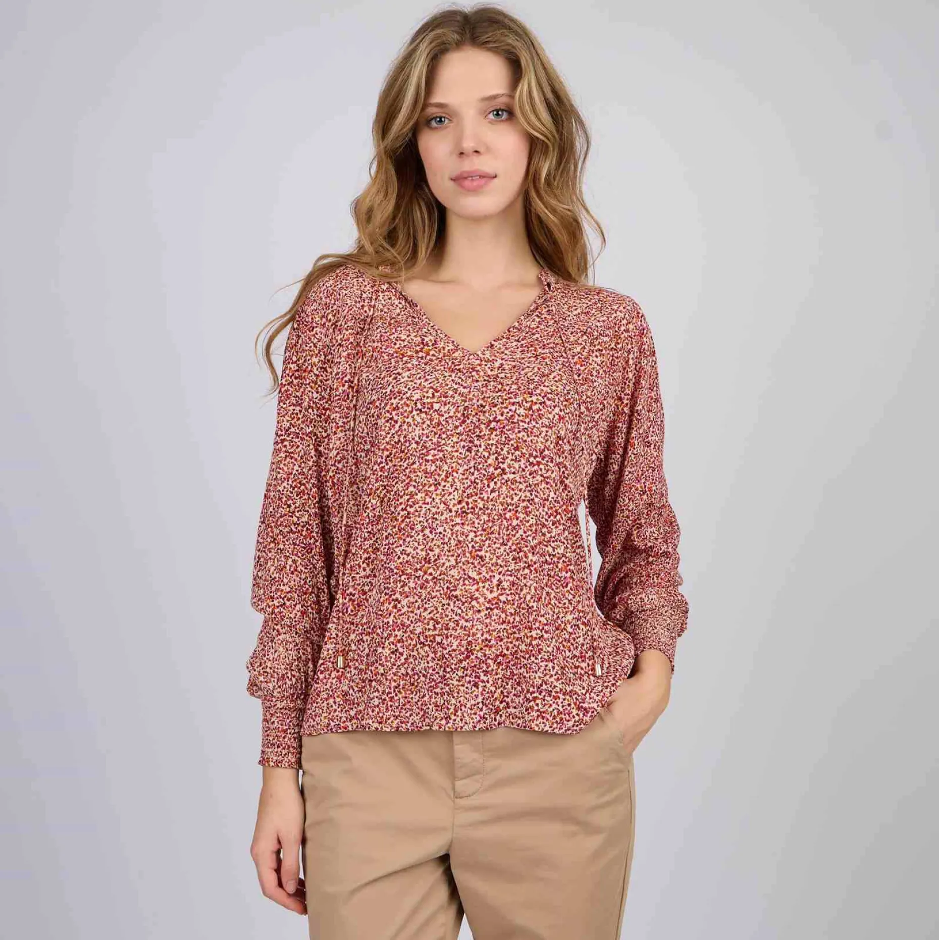 Femme Mise Au Green Blouse inspiration florale