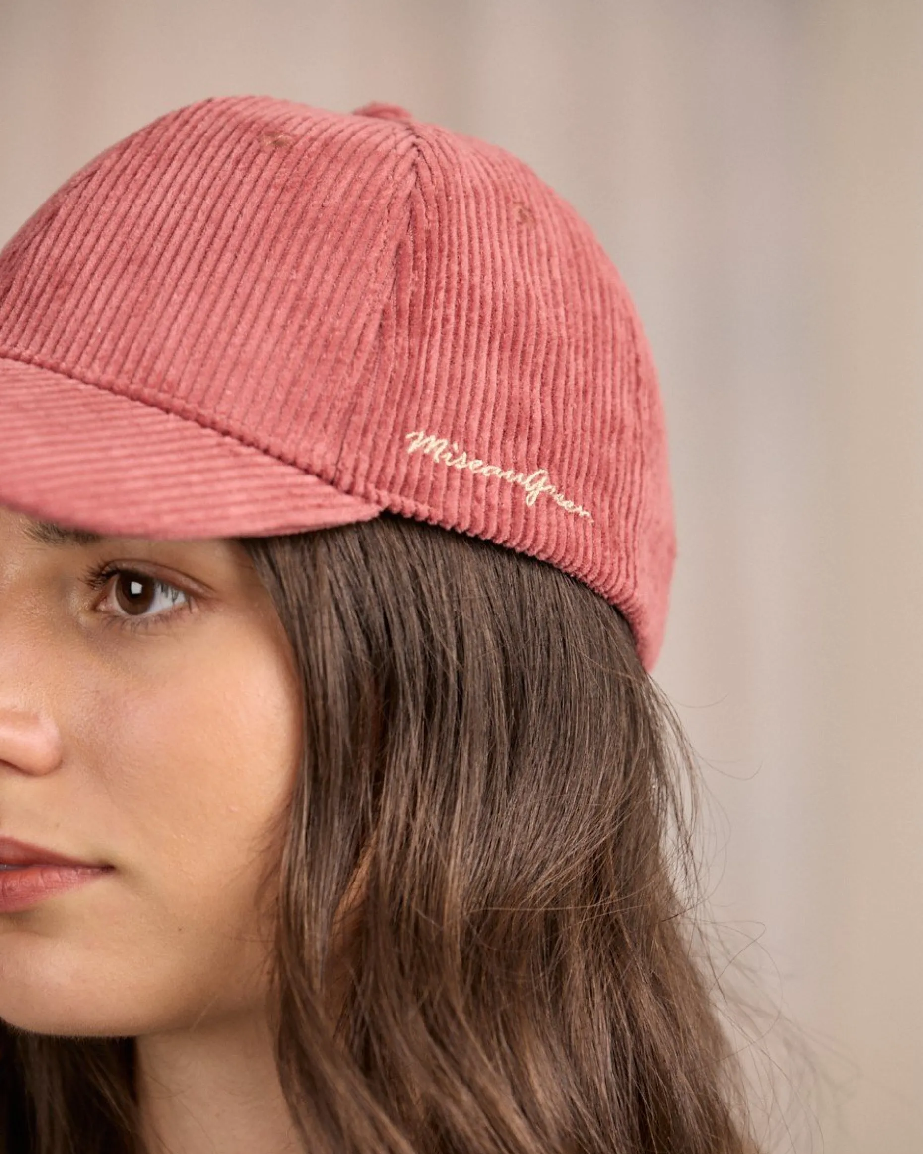 Femme Mise Au Green Casquette Candis