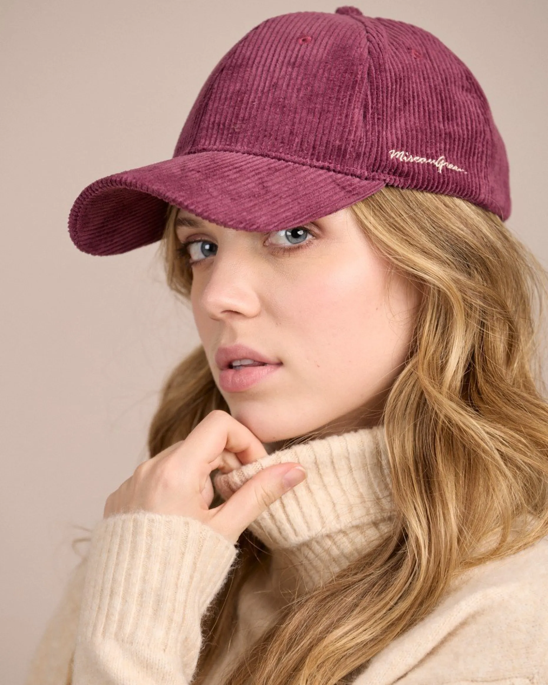 Femme Mise Au Green Casquette Candis