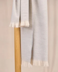 Homme Mise Au Green Écharpe à motif chevron gris moyen