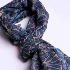 Femme Mise Au Green Chèche imprimé