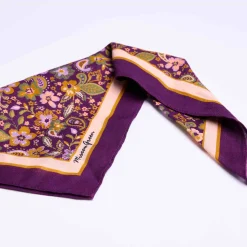 Femme Mise Au Green Foulard Cathie