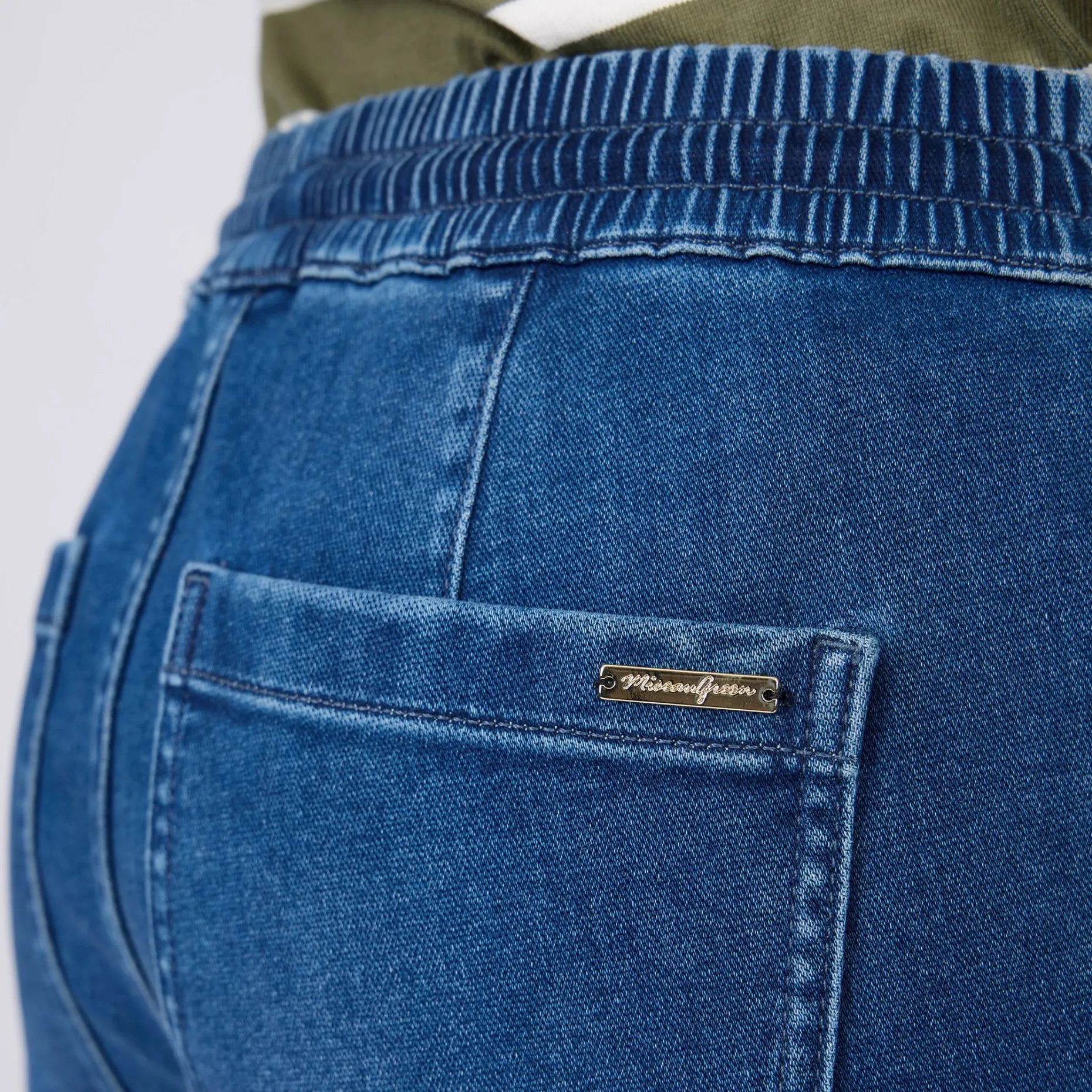 Femme Mise Au Green Jean coupe loose mid blue