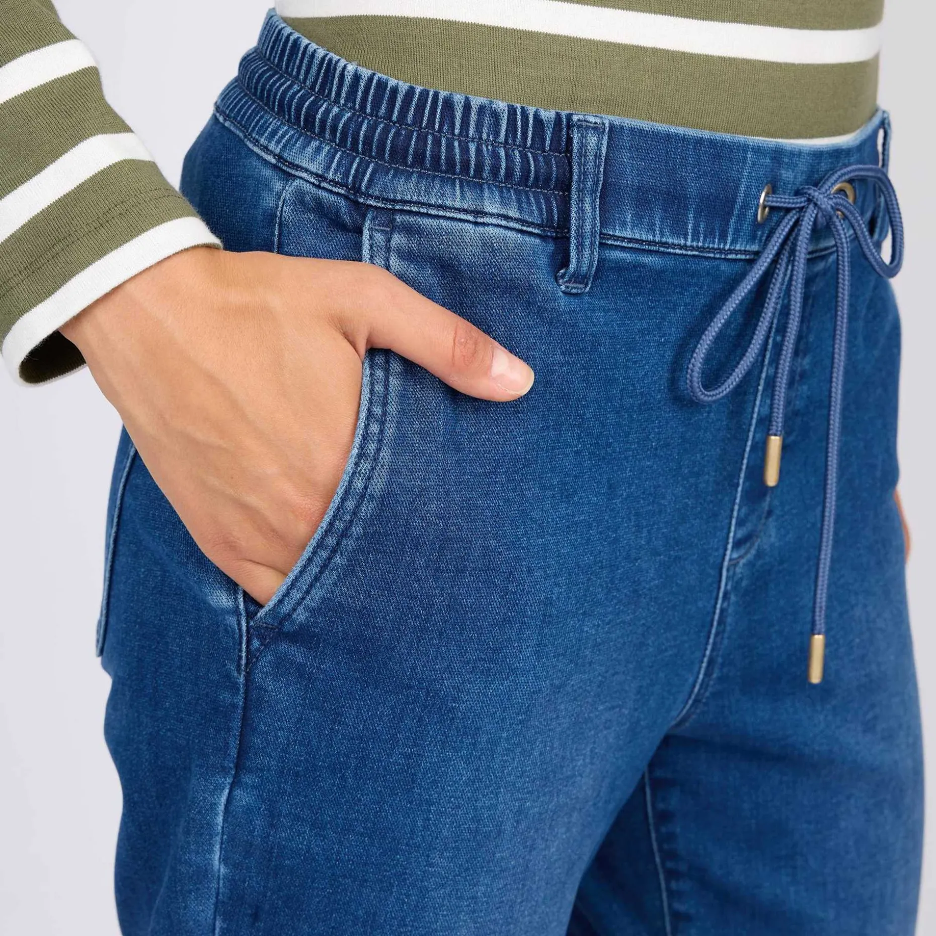 Femme Mise Au Green Jean coupe loose mid blue